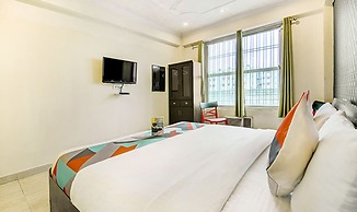 FabExpress Alacia Inn