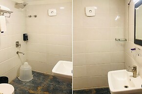 Fabhotel Astra Berry'S