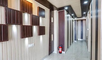 Fabhotel Jms Residency