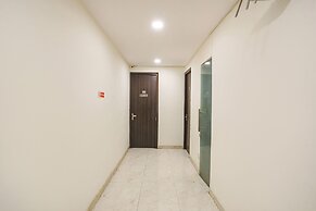 Fabhotel Royal Galaxy I