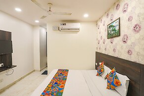 Fabhotel Royal Galaxy I