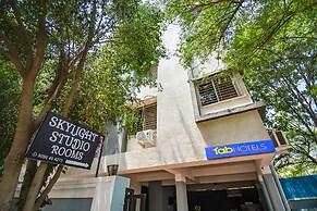 Fabhotel Skylight Studio Rooms