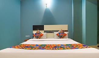 Fabhotel Maxx Inn