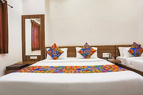 Fabhotel Balaji Paradise