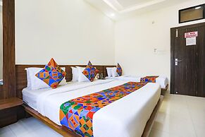 Fabhotel Balaji Paradise