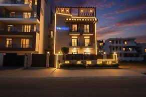 FabHotel JDM Residency