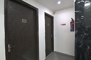 Fabhotel Airport Avalon