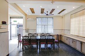 Fabhotel Airport Avalon