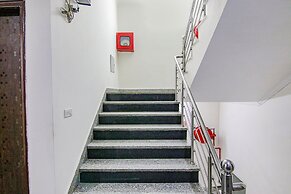 Fabhotel Airport Avalon