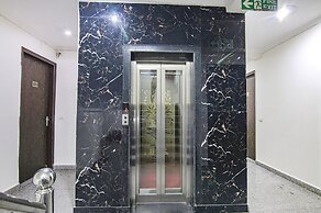 Fabhotel Airport Avalon