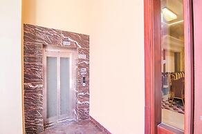 Fabhotel Prime Royal Maple