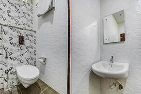 Fabhotel W Grand Suites