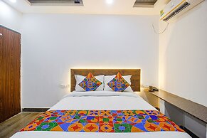 Fabhotel W Grand Suites