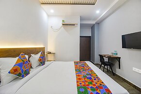 Fabhotel W Grand Suites