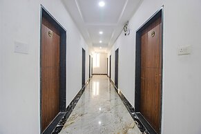 Fabhotel W Grand Suites