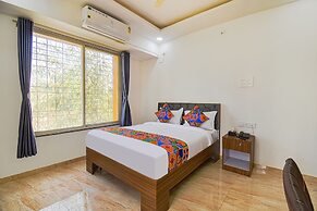FabHotel Red Velvet & Suites