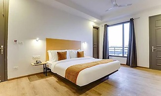 Fabhotel Wedding Hut 51