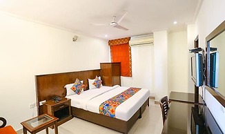 Fabhotel Clark Height