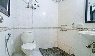 Fabhotel Singh Suite