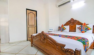 Fabhotel Singh Suite