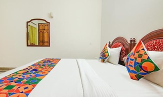 Fabhotel Singh Suite