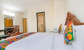 Fabhotel Singh Suite