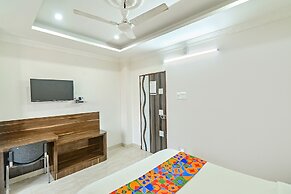 Fabhotel Good Luck Residency