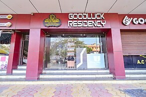 Fabhotel Good Luck Residency