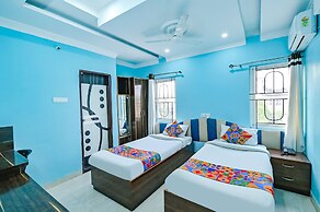 Fabhotel Good Luck Residency