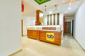 Fabhotel Raj Ratna