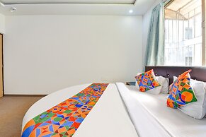 Fabhotel Raj Ratna