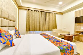 Fabhotel Hill Park