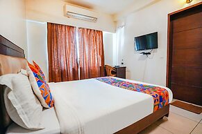 FabHotel Home Tree Service Apartment