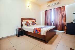 FabHotel Home Tree Service Apartment