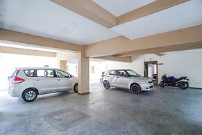 FabHotel Home Tree Service Apartment