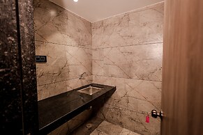 Hotel Gold Palace Inn