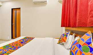 Fabhotel Happinex