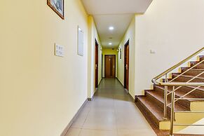 Fabhotel Royal Residency