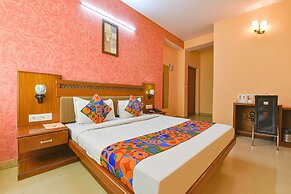 Fabhotel Royal Residency