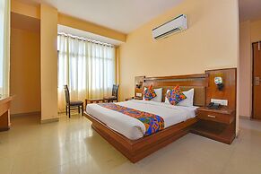 Fabhotel Royal Residency