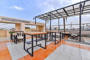 Fabhotel Royal Residency