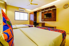 Fabhotel Hindustan Residency