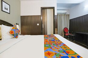 Fabhotel Sentinel Suites