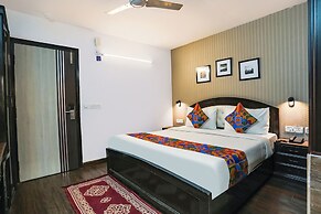 Fabhotel Sentinel Suites