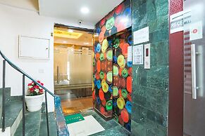 Fabhotel Sentinel Suites