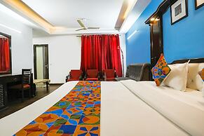 Fabhotel Sentinel Suites