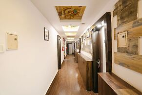 Fabhotel Sentinel Suites