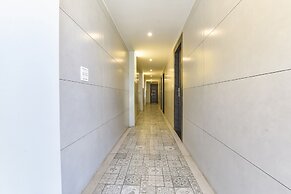 FabHotel Prime AV Royale