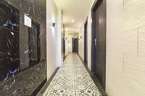 FabHotel Prime AV Royale