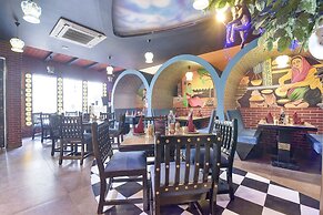 FabHotel Prime AV Royale